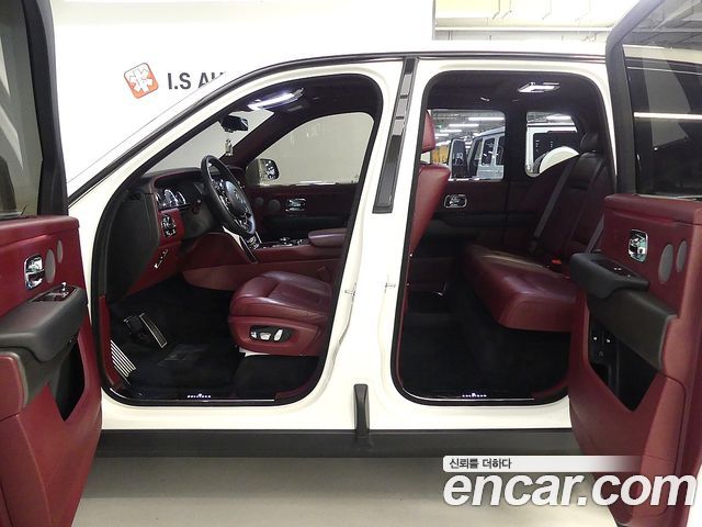 Rolls-Royce Cullinan 2021 — photo 15