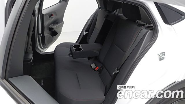 Toyota Prius 2024 — photo 11