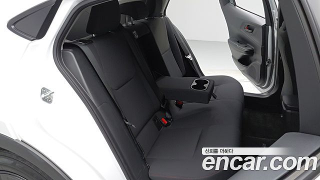 Toyota Prius 2024 — photo 13