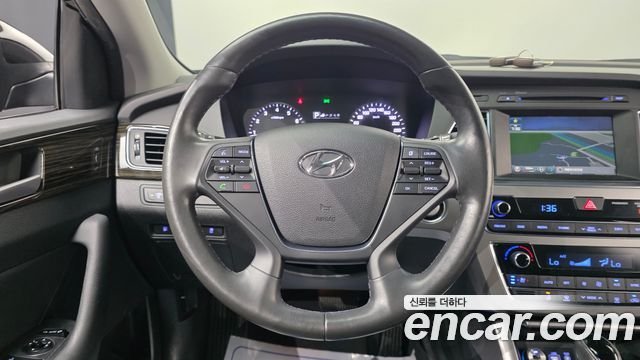 Hyundai Sonata 2016 — photo 15