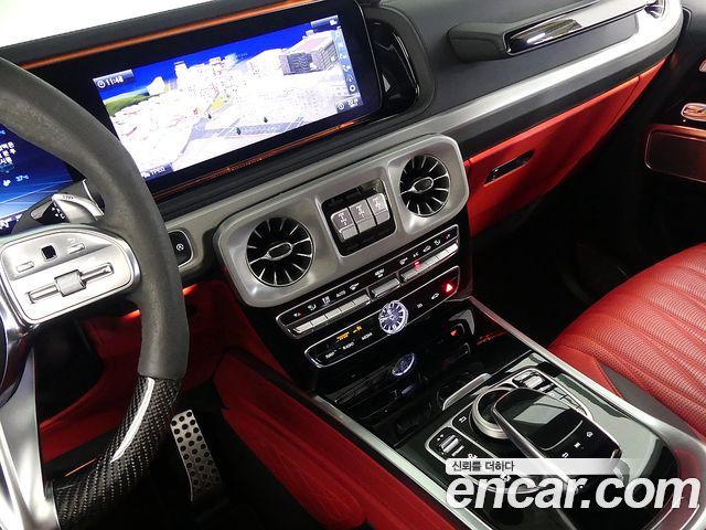 Mercedes-Benz G-Class 2020 — photo 11