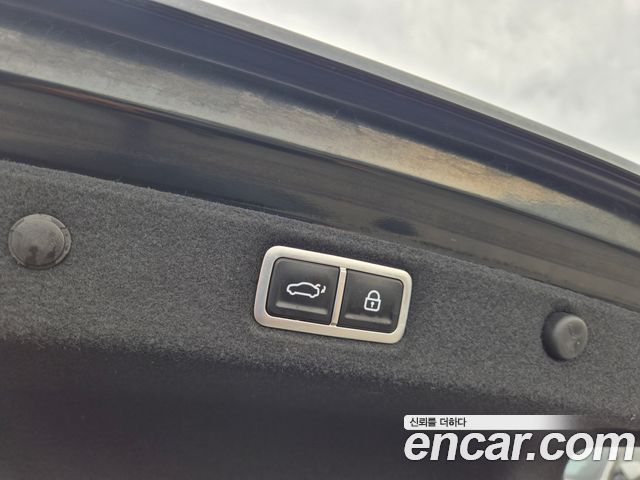 Hyundai Grandeur 2023 — photo 9