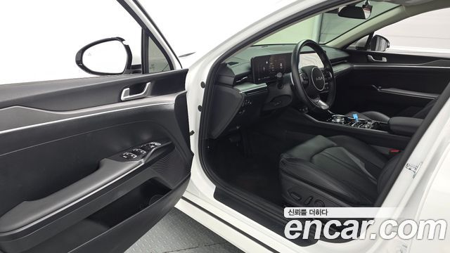 Kia K5 2024 — photo 10