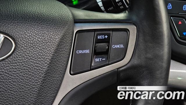 Hyundai i40 2016 — photo 18