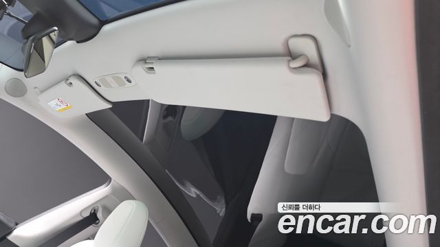 Tesla Model Y 2024 — photo 29