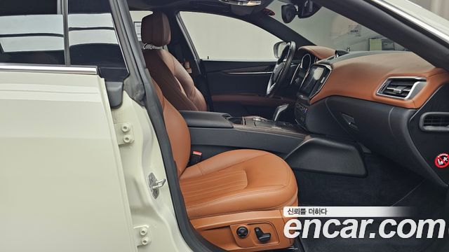 Maserati Ghibli 2020 — photo 17