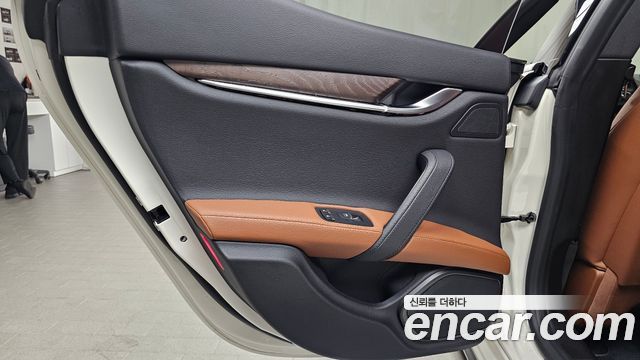 Maserati Ghibli 2020 — photo 15