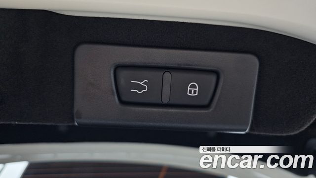 Maserati Ghibli 2020 — photo 32
