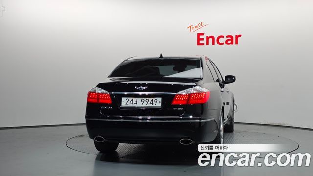 Hyundai Genesis 2011 — photo 4