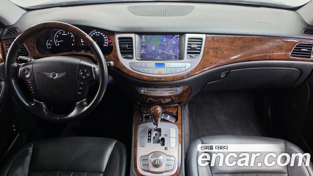 Hyundai Genesis 2011 — photo 7