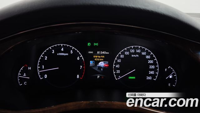 Hyundai Genesis 2011 — photo 8