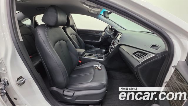 Hyundai Sonata 2018 — photo 10