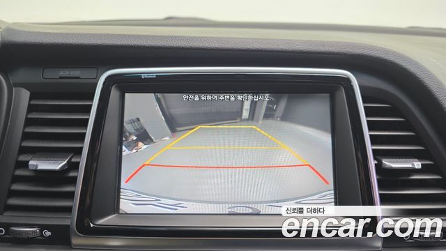 Hyundai Sonata 2018 — photo 17