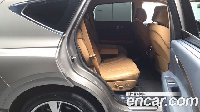 Genesis GV80 2020 — photo 17