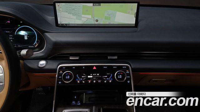 Genesis GV80 2020 — photo 19