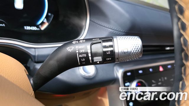 Genesis GV80 2020 — photo 27