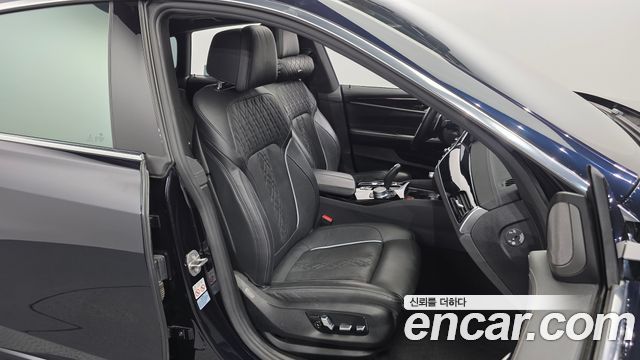 BMW Gran Turismo 2021 — photo 17