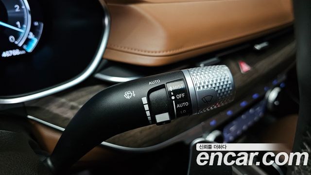 Genesis G80 2022 — photo 32