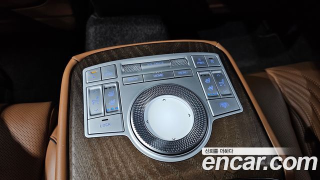 Genesis G80 2022 — photo 34