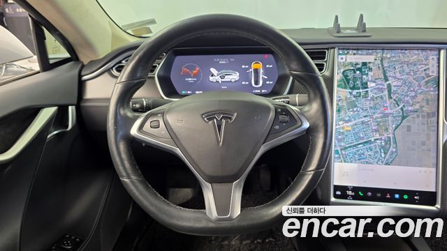 Tesla Model S 2017 — photo 13