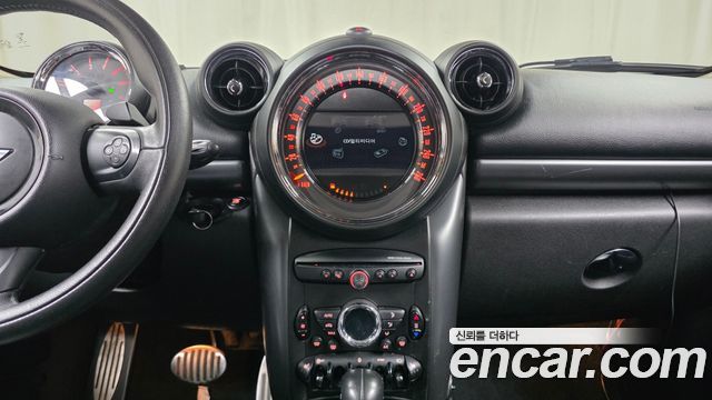 Mini Countryman 2015 — photo 20