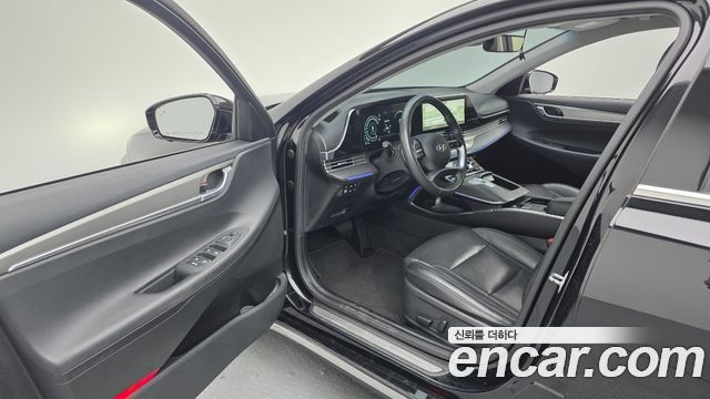 Hyundai Grandeur 2023 — photo 10