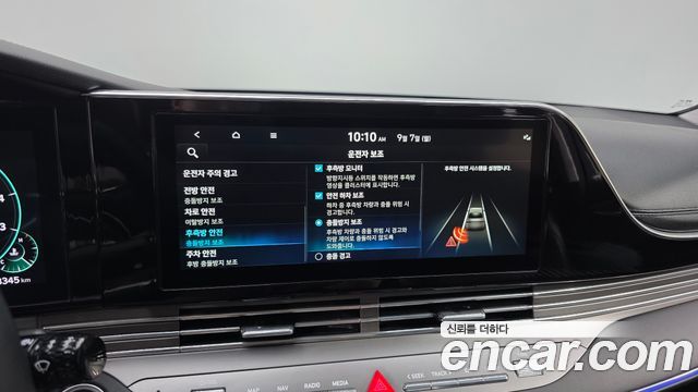 Hyundai Grandeur 2023 — photo 16