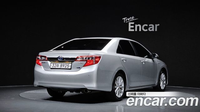 Toyota Camry 2013 — photo 2