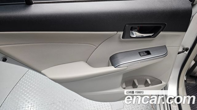 Toyota Camry 2013 — photo 15