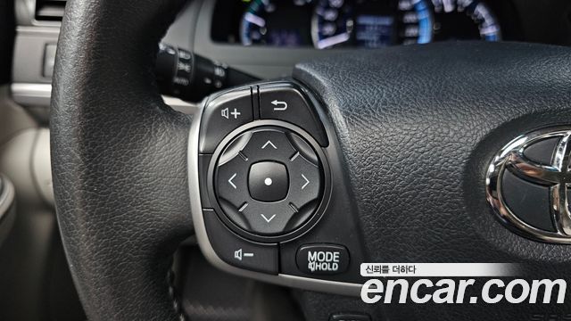 Toyota Camry 2013 — photo 27