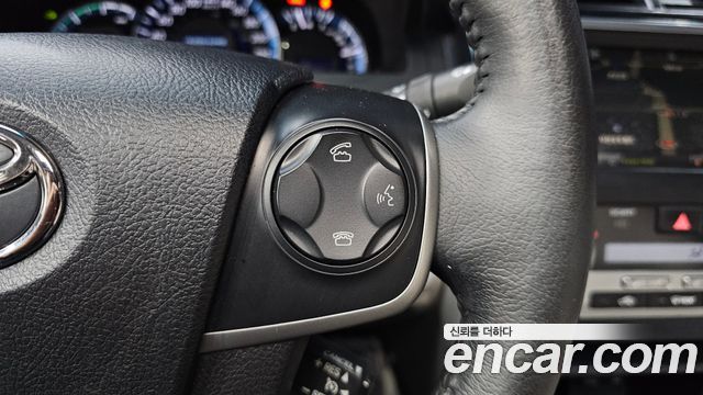 Toyota Camry 2013 — photo 28