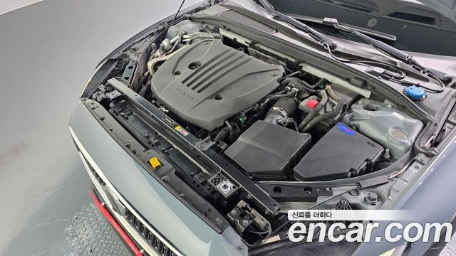 Volvo V60 2023 — photo 6