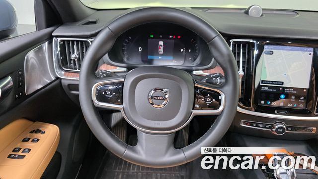 Volvo V60 2023 — photo 19