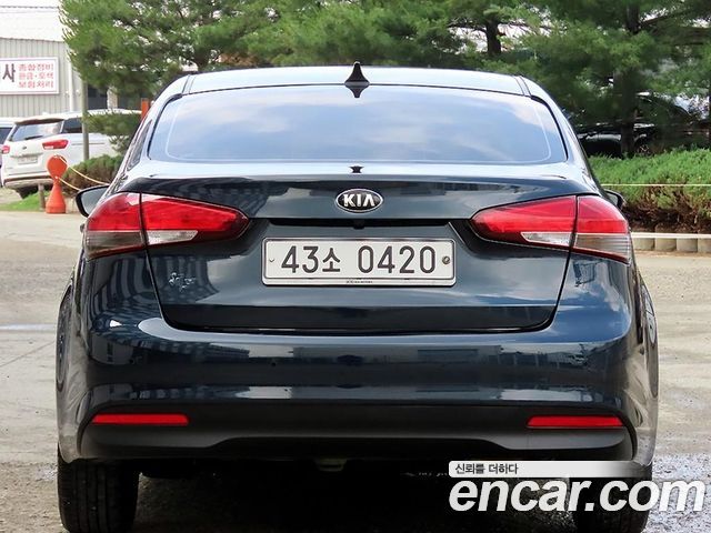 Kia K3 2016 — photo 4