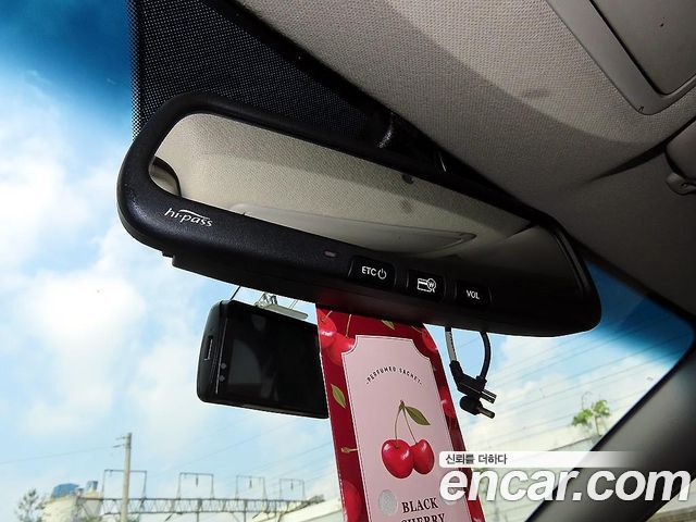 Kia K3 2016 — photo 16