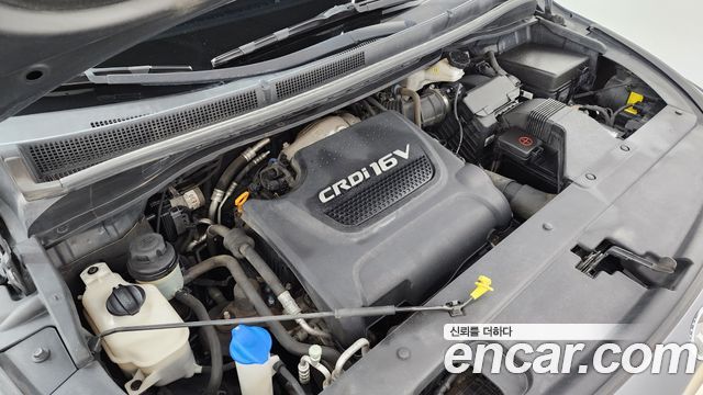 Kia Canival 2015 — photo 6