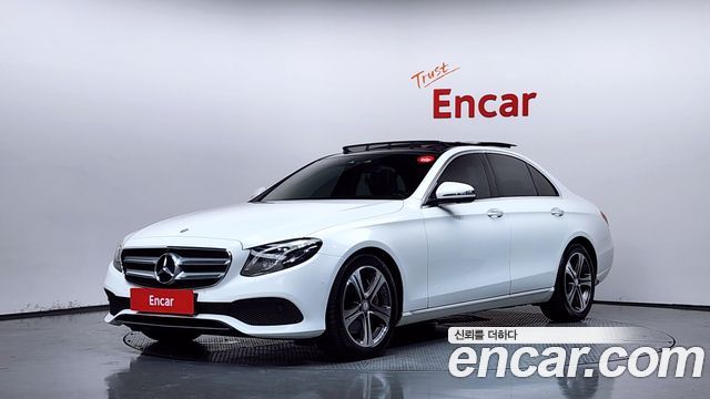 Mercedes-Benz E-Class 2017 — photo 1