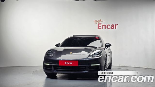Porsche Panamera 2018 — photo 3
