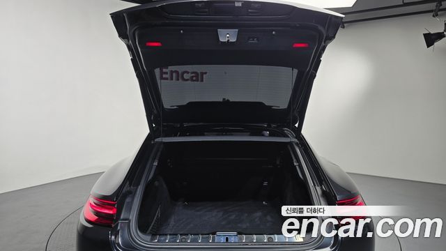 Porsche Panamera 2018 — photo 25