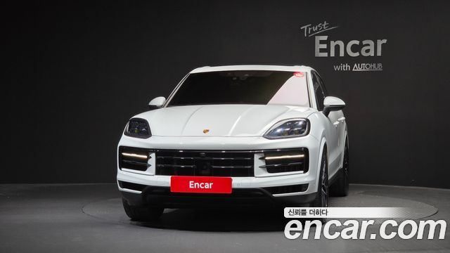 Porsche Cayenne 2024 — photo 3