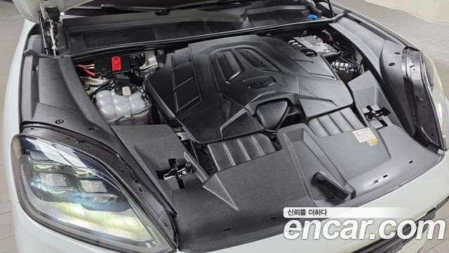 Porsche Cayenne 2024 — photo 6