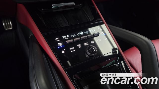 Porsche Cayenne 2024 — photo 31