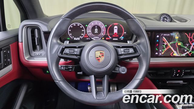 Porsche Cayenne 2024 — photo 32