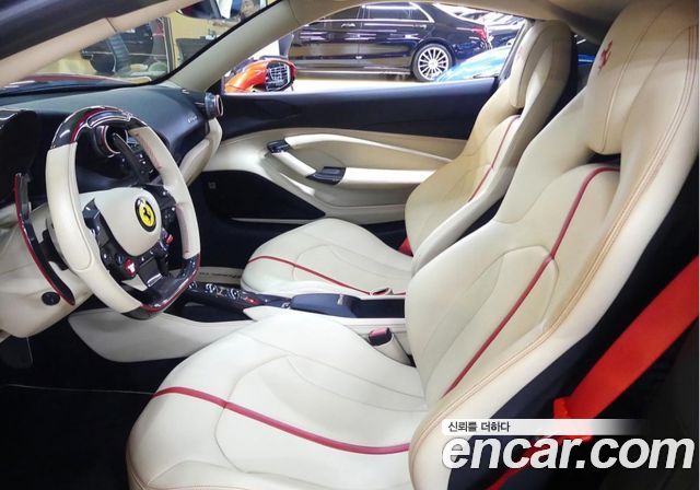 Ferrari F8 2021 — photo 10
