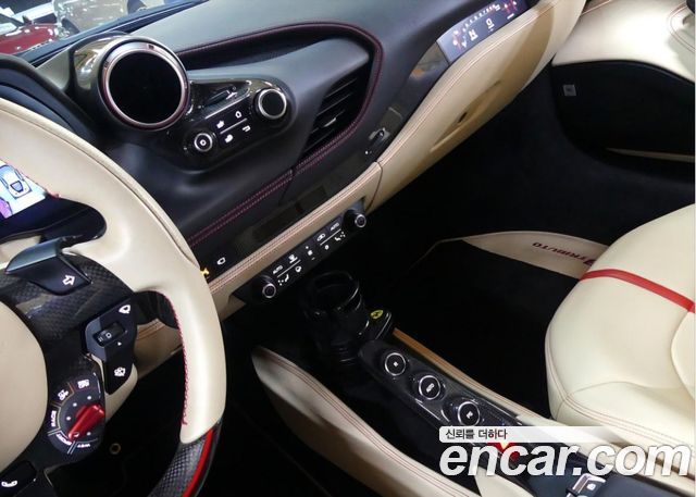 Ferrari F8 2021 — photo 14