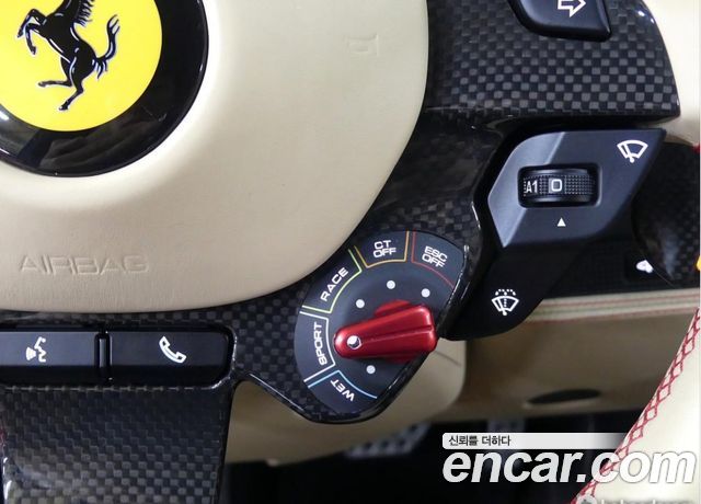 Ferrari F8 2021 — photo 15