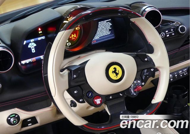 Ferrari F8 2021 — photo 17