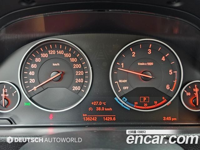BMW 3-Series 2016 — photo 8