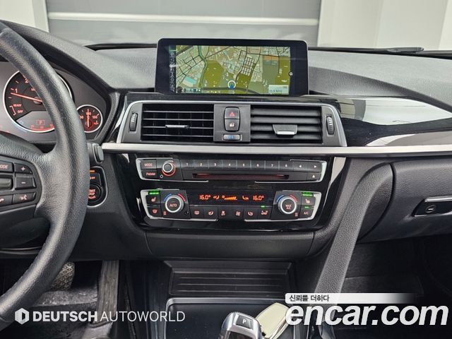 BMW 3-Series 2016 — photo 14