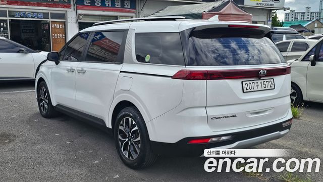 Kia Canival 2021 — photo 5